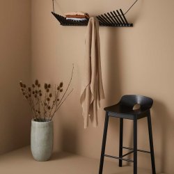 Woud Mono Barstol - 65 cm - Sort