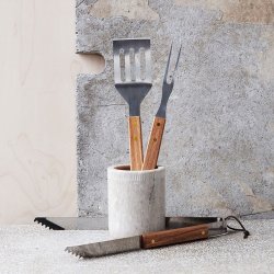 Nicolas Vah&eacute; - BBQ Tools 