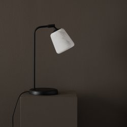 New Works Material Bordlampe - Hvid Marmor
