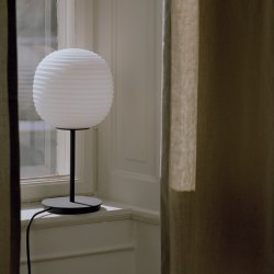 New Works Lantern Bordlampe - Mellem