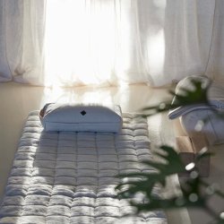 AYU Yoga &amp; Meditationspude Ivory