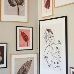 Pernille Folcarelli Calathea Brick Red 30x40 cm