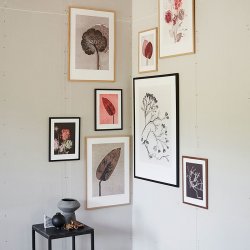 Pernille Folcarelli Flower Bouquet Dark 30x40 cm