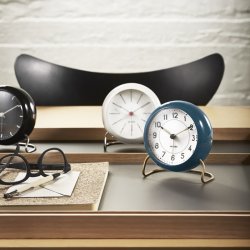 Arne Jacobsen Station Vkkeur - Petroleum