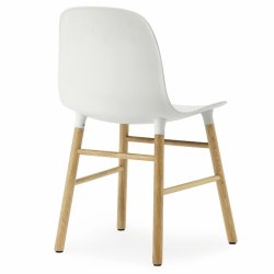 Normann Copenhagen Stol Form Chair - Egetr - Hvid