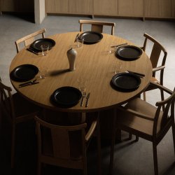 Audo Copenhagen Androgyne Spisebord Natur Eg 150