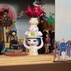 Bjrn Wiinblad Lady With Hat Lysestage 16 cm Pink 