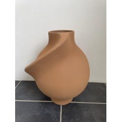 Ceramic Pirout Vase 02 - Sanded Ocker - 2-SORTERING
