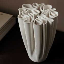 Ferm Living Dedali Vase - Off-white