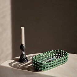 Ferm Living Gale Lysestage Sort Aluminium Lille