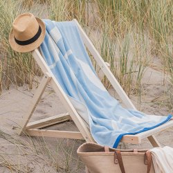 Mette  Ditmer Nova Arte Badehndklde Lysebl/Off White 70x133 cm