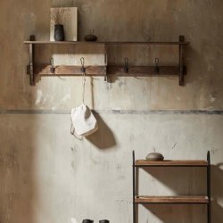 Nordal Caronu Hylde med 4 Knage i tr