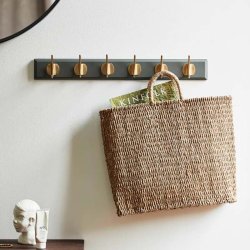 Nordal Edgy Knagerkke i Gr Tr med 8 Messing Knage