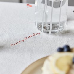 OYOY Fdselsdagsdug 260x140 cm