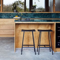 Andersen Furniture Barstol HC2 - H65 - Sort Eg/Sort 