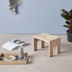 Andersen Furniture Reach Stool Skammel