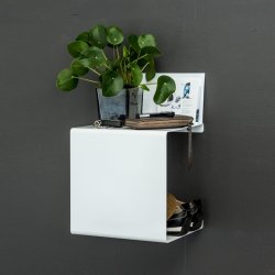 Anne Linde Reol Showcase#0 - Hvid