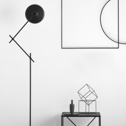 Lampefeber - Arigato - Gulvlampe - Sort