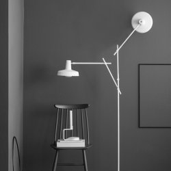 Lampefeber - Arigato - Dobbelt Gulvlampe - Hvid