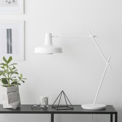 Lampefeber - Arigato - Lang Bordlampe - Hvid