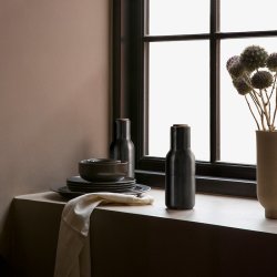 Audo Copenhagen Bottle Grinder Kvrne 2 stk. Bronzeret Messing Finish m. Lg i Valnd