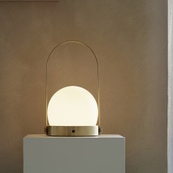 Audo Copenhagen Carrie Brbar Bordlampe Brstet Messing