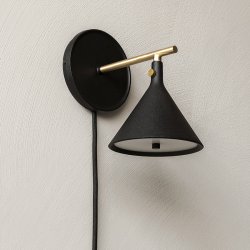 Audo Copenhagen Cast Sconce Vglampe