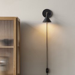 Audo Copenhagen Cast Sconce Vglampe