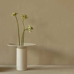 Audo Copenhagen Hana Vase H26 Ashen