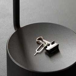 Audo Copenhagen Peek Bordlampe Sort