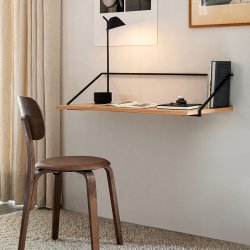 Audo Copenhagen Peek Bordlampe Sort