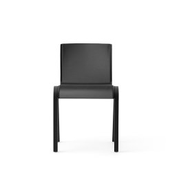 Audo Copenhagen Ready Dining Chair - Sort Eg/Fuldpolstret Dakar Lder