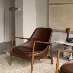 Audo Copenhagen Wing Gulvlampe Aluminium