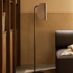 Audo Copenhagen Wing Gulvlampe Bronzeret Aluminium (Just�rbar)