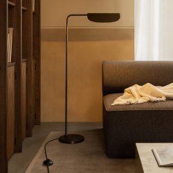 Audo Copenhagen Wing Gulvlampe Bronzeret Aluminium (Just�rbar)