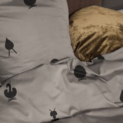 Brainchild Sengetj med Designikoner Mrkegr 200x220 cm