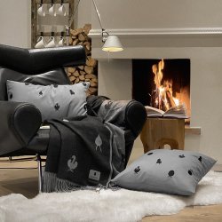 Brainchild Plaid med Designikoner - Mrkegr/Gr