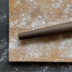 By Brorson Kage-/Pizzarulle R�get Eg