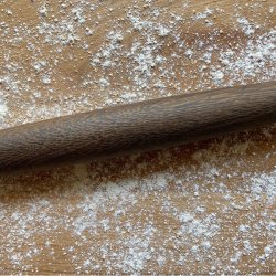 By Brorson Kage-/Pizzarulle R�get Eg