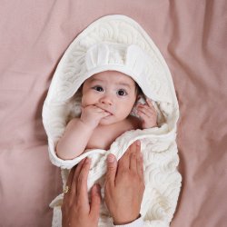Cam Cam Copenhagen Baby H�ndkl�de m/ H�tte og �rer Off-White