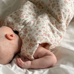 Cam Cam Copenhagen Sovepose 0-6 M�neder Augusta