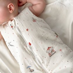Cam Cam Copenhagen Sovepose 6-18 M�neder Karrusel