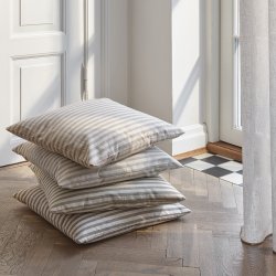 Compliments Bornholm Pude 50x50cm Sort