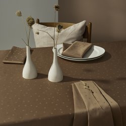 Compliments Confetti Damask Dug 150x250cm Walnut