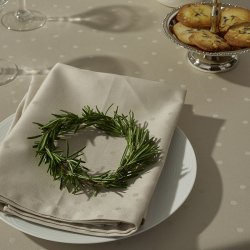 Compliments Confetti Damask Dug �200cm Moon