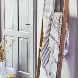 Compliments Maggiore H�ndkl�de 90x180 cm Sand