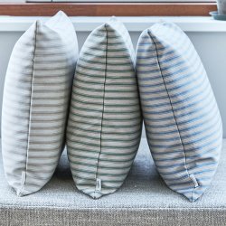 Compliments Outdoor Fine Stripe Udend�rspude 40x60cm Dusty Blue