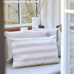 Compliments Outdoor Fine Stripe Udend�rspude 45x45cm Beige