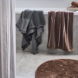 Compliments Spectrum Badeforh�ng 140x200cm m/ Ringe Multi