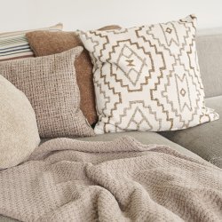 Compliments Taffy Pude 40x60cm Caramel